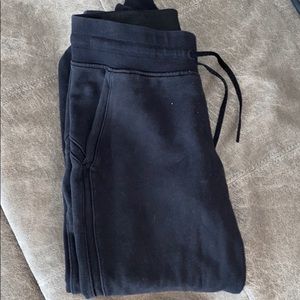 Lulu joggers